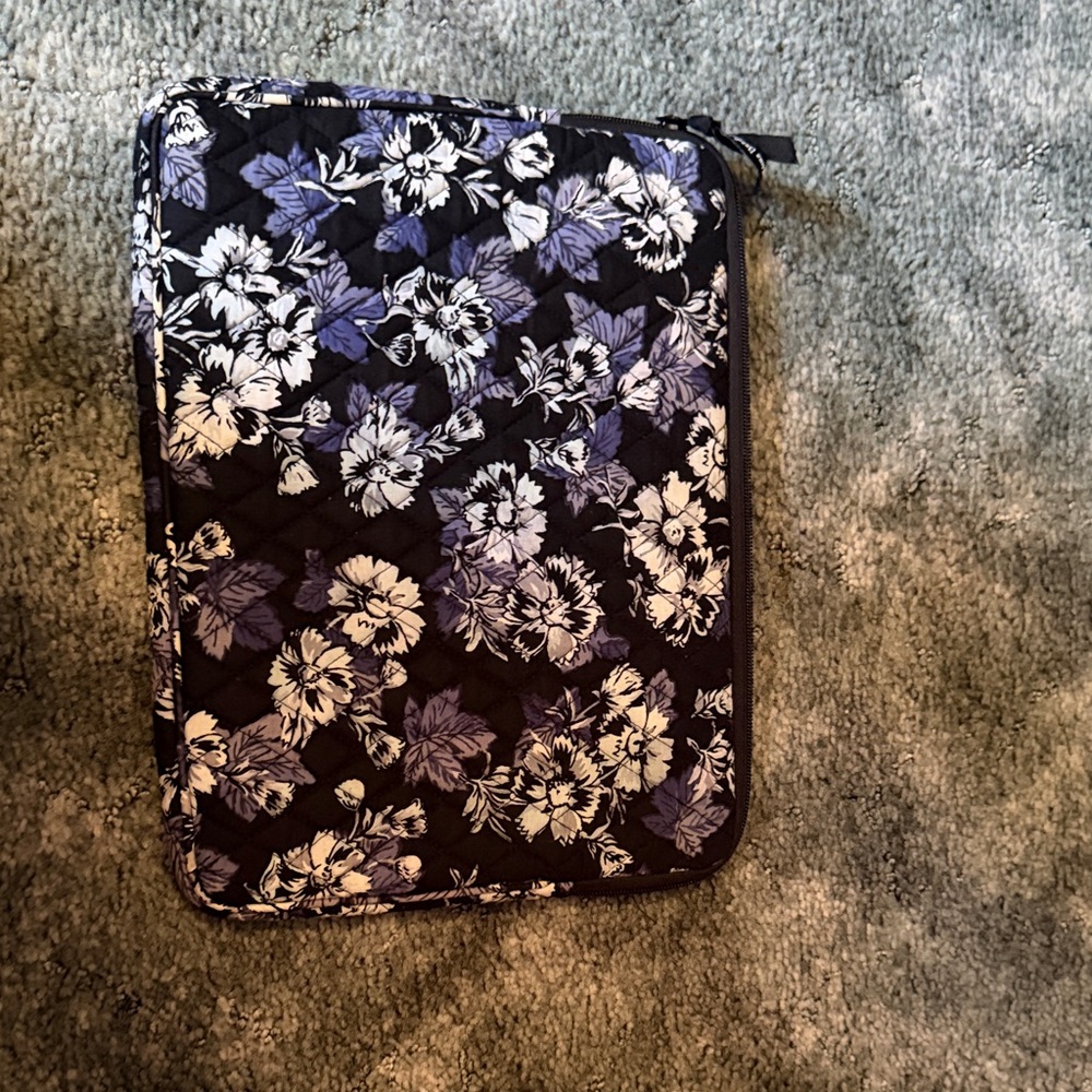 Vera Bradley Floral laptop case